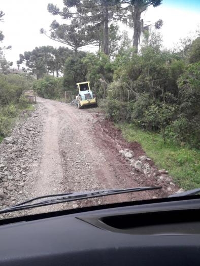 Prefeitura realiza obras de recuperação e cascalhamento de ruas da localidade Canudo
