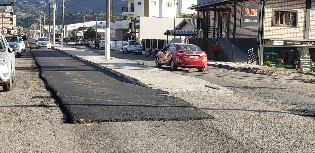 Prefeitura de Urubici | REVITALIZAÇÃO DA AVENIDA CENTRAL AVANÇA Prefeitura de Urubici | REVITALIZAÇÃO DA AVENIDA CENTRAL AVANÇA