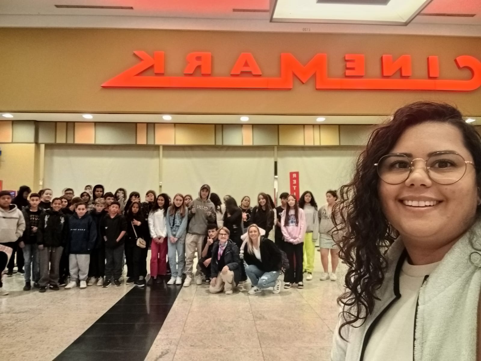 Prefeitura de Urubici | Colônia de férias do SCFV promove passeio ao cinema para crianças 