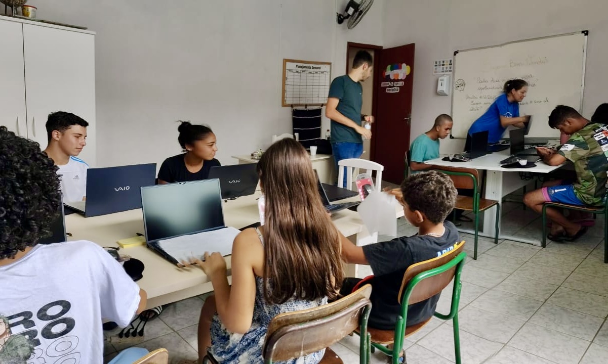 Prefeitura de Urubici | Urubici inicia projeto Conectados para o Futuro com aulas de informática