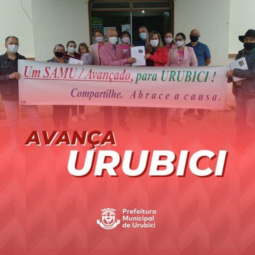 Prefeita Mariza Costa recebe abaixo-assinados para instalação de SAMU em Urubici Prefeita Mariza Costa recebe abaixo-assinados para instalação de SAMU em Urubici